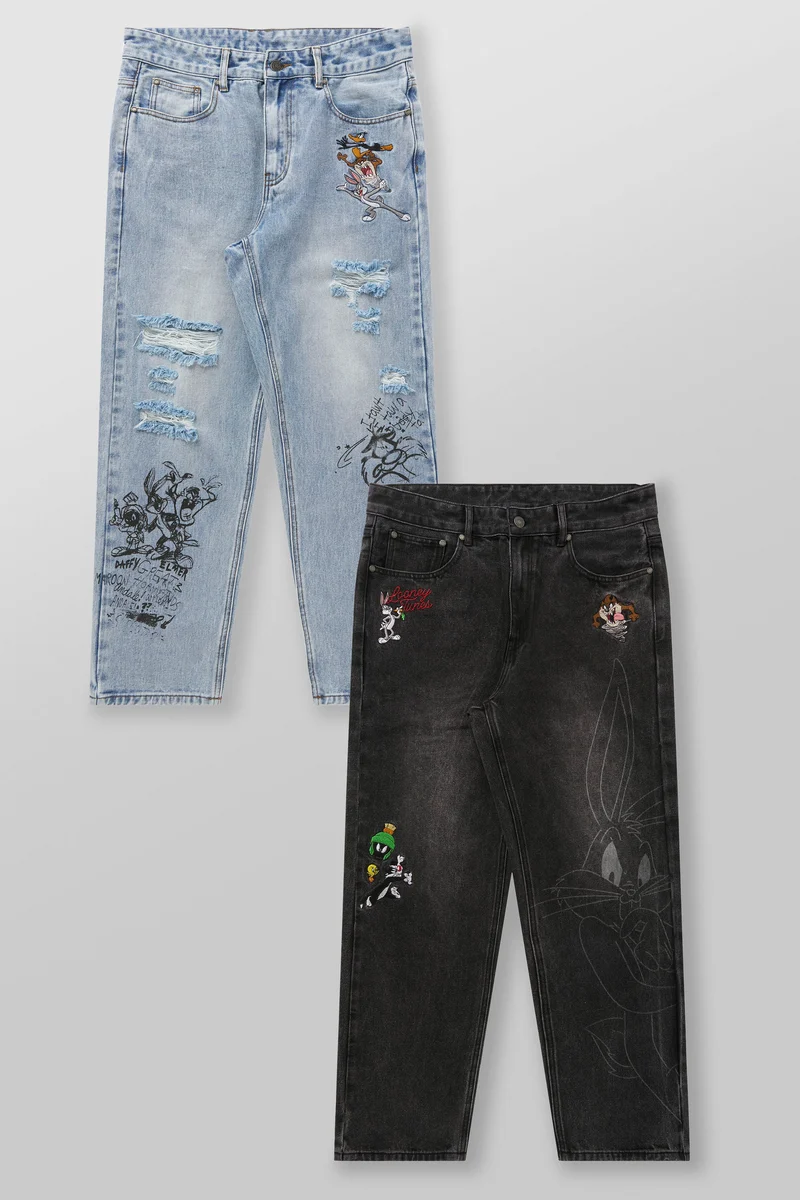 6035_group_001_07_07_floor.webp YoungLA Jean en denim Looney Tunes - Image 1