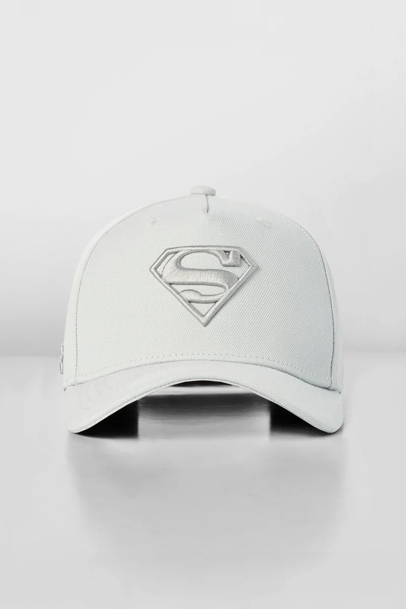9092_light-grey_001_07_01_floor.webp Casquettes Youngla avec le logo Superman