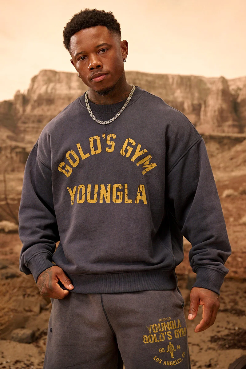 YLA902312.12.webp Sweats à col rond vintage YoungLA Gold’s Iron Legacy